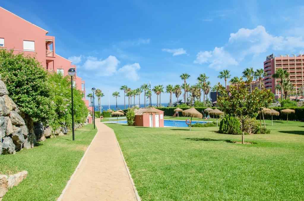 דירות בנאלמדנה Gorgeous 170 Sq.M. Penthouse With Sea View Terraces מראה חיצוני תמונה